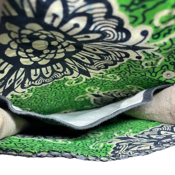 Handcrafted Leather Crossbody Bag - Picture 12 of 16